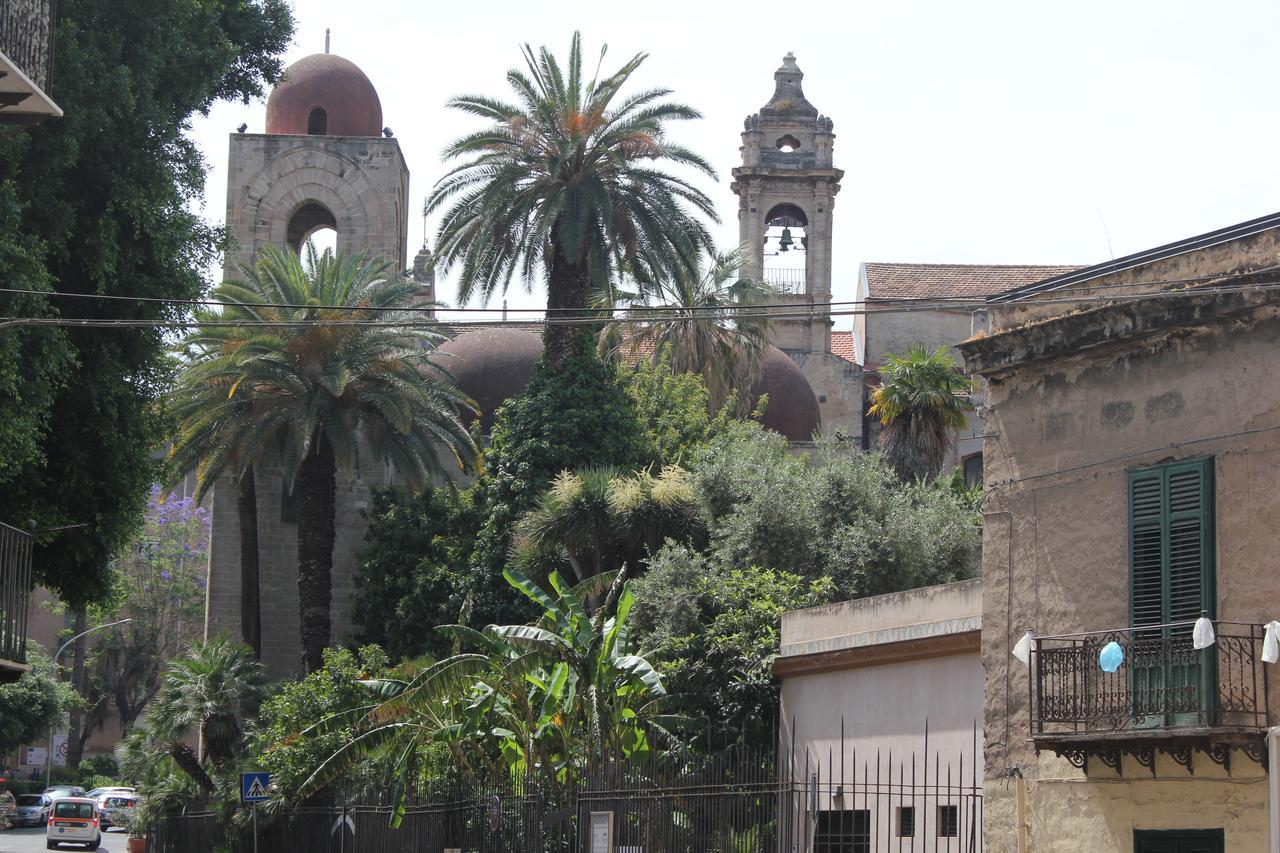 B&B "Al Bastione Normanno Palermo Bagian luar foto