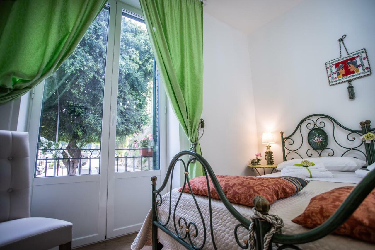 B&B "Al Bastione Normanno Palermo Bagian luar foto