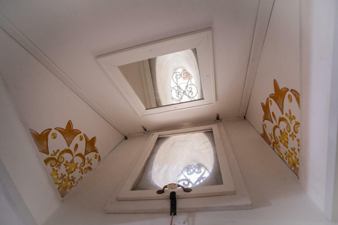 B&B "Al Bastione Normanno Palermo Bagian luar foto